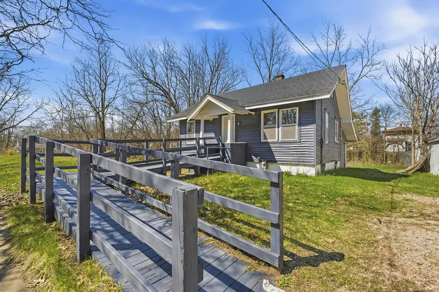 104 W Roosevelt Avenue, Battle Creek, MI 49037 - #2