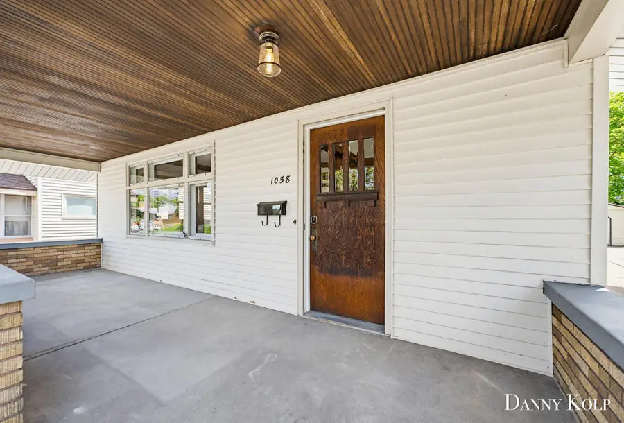 1058 4th Street Nw, Grand Rapids, MI 49504 - #2