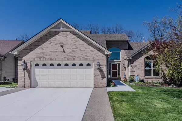 46827 Creeks Bend, Canton, MI 48188