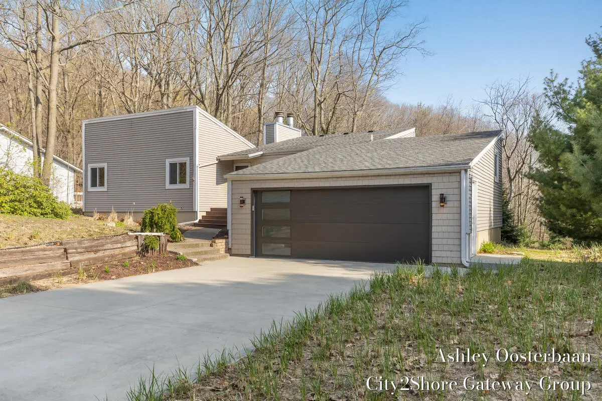 17265 Rolling Dunes Drive, West Olive, MI 49460 - #1