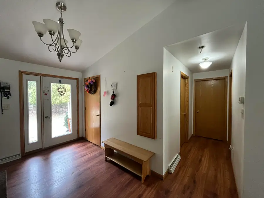 4010 Lake Shore Drive, Charlevoix, MI 49720 - #2