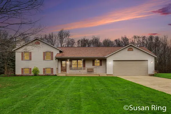 8591 Fowler Court Ne, Rockford, MI 49341