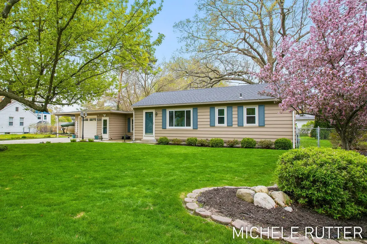526 Pinecrest Street, Holland, MI 49424 - #1