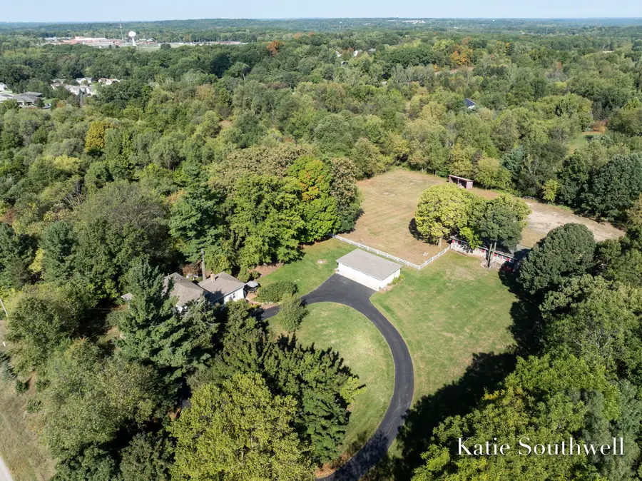 4875 Belding Road Ne, Rockford, MI 49341 - #2