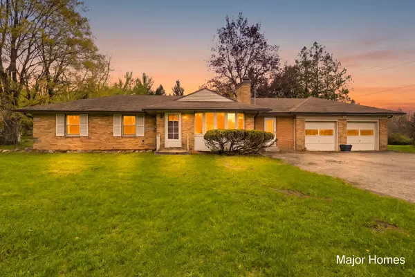 2190 Knapp Street Ne, Grand Rapids, MI 49505