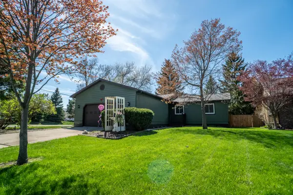 890 St Paul Street, Marysville, MI 48040
