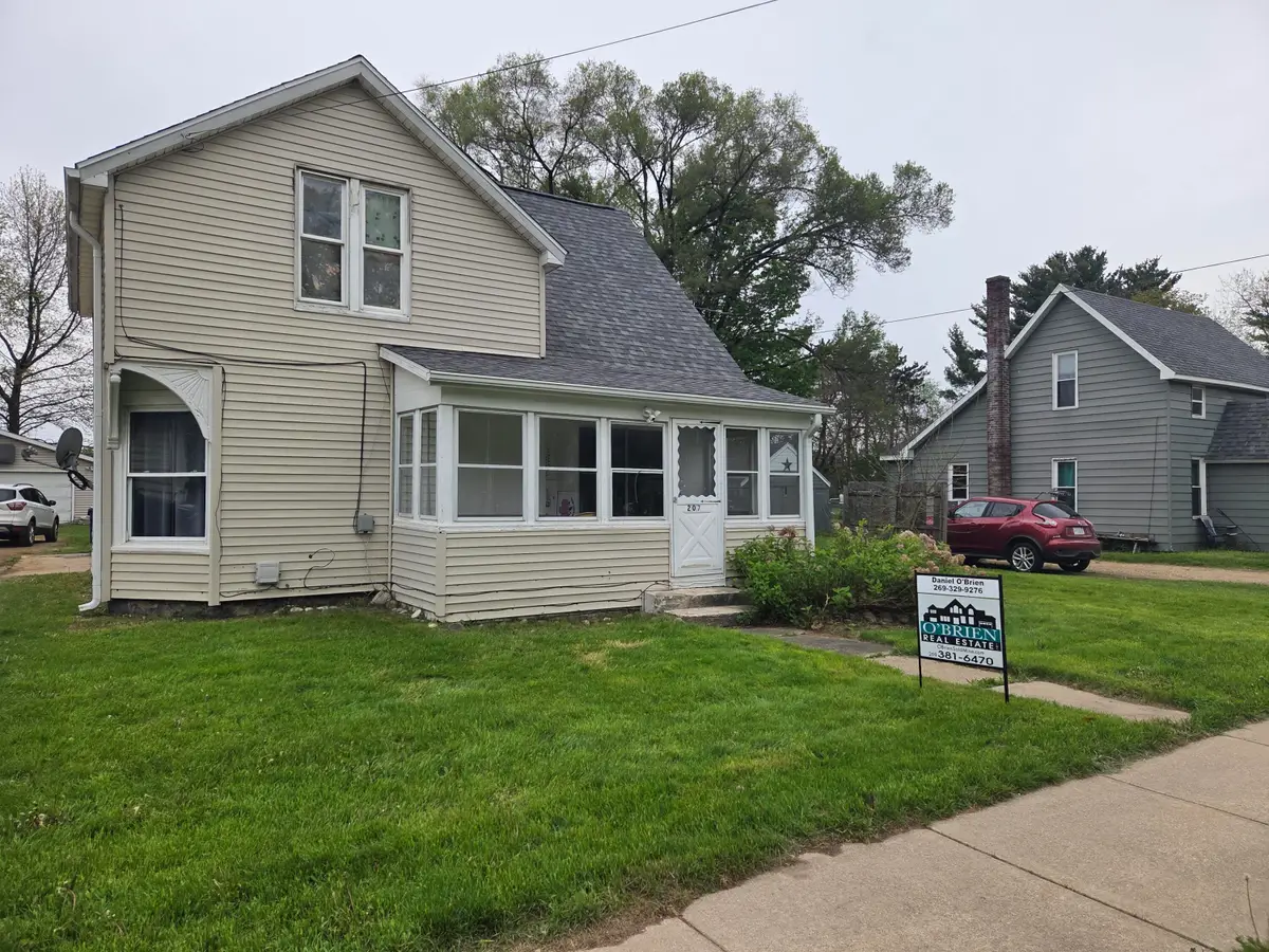 207 N State Street, Gobles, MI 49055 - #1