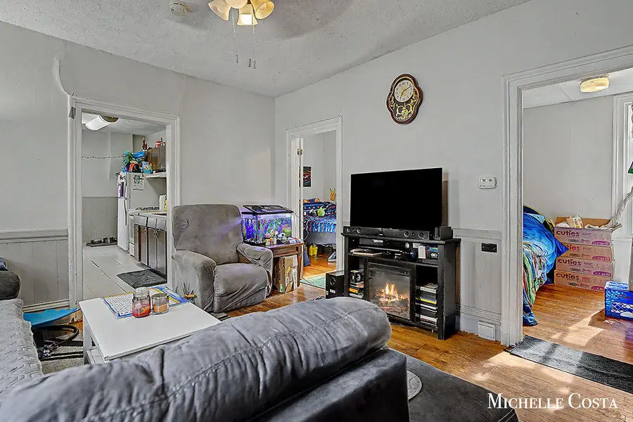 825 Crosby Street Nw, Grand Rapids, MI 49504 - #3