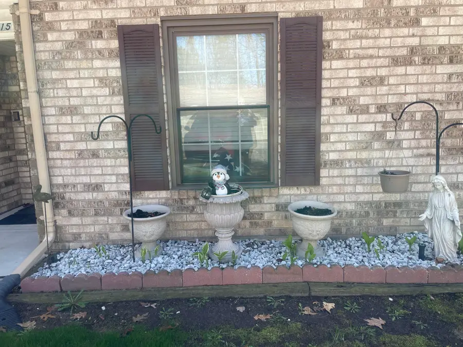 35815 Hunter Avenue, Westland, MI 48185 - #2