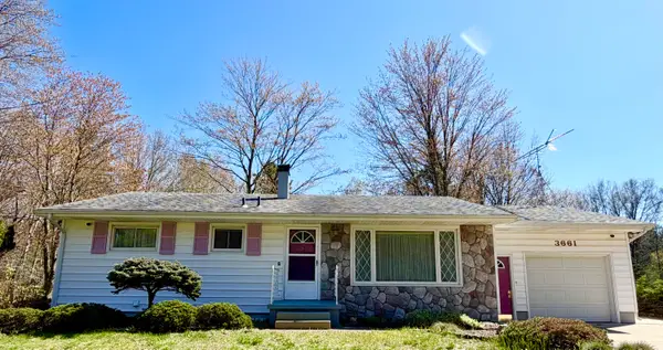 3661 E Sternberg Road, Fruitport, MI 49415