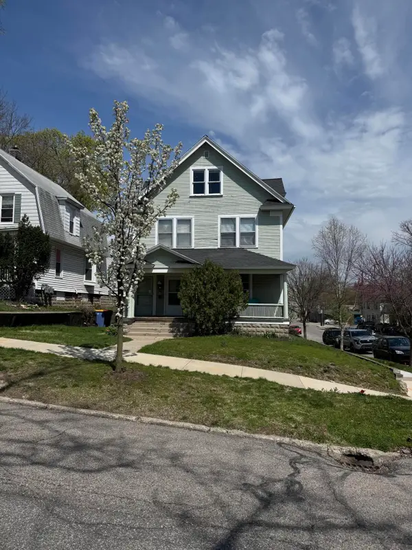 659 Crescent Street Ne, Grand Rapids, MI 49503