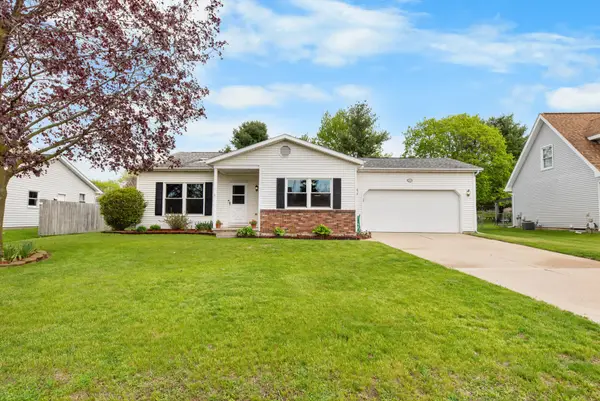 311 Oak Tree Drive, Clinton, MI 49236