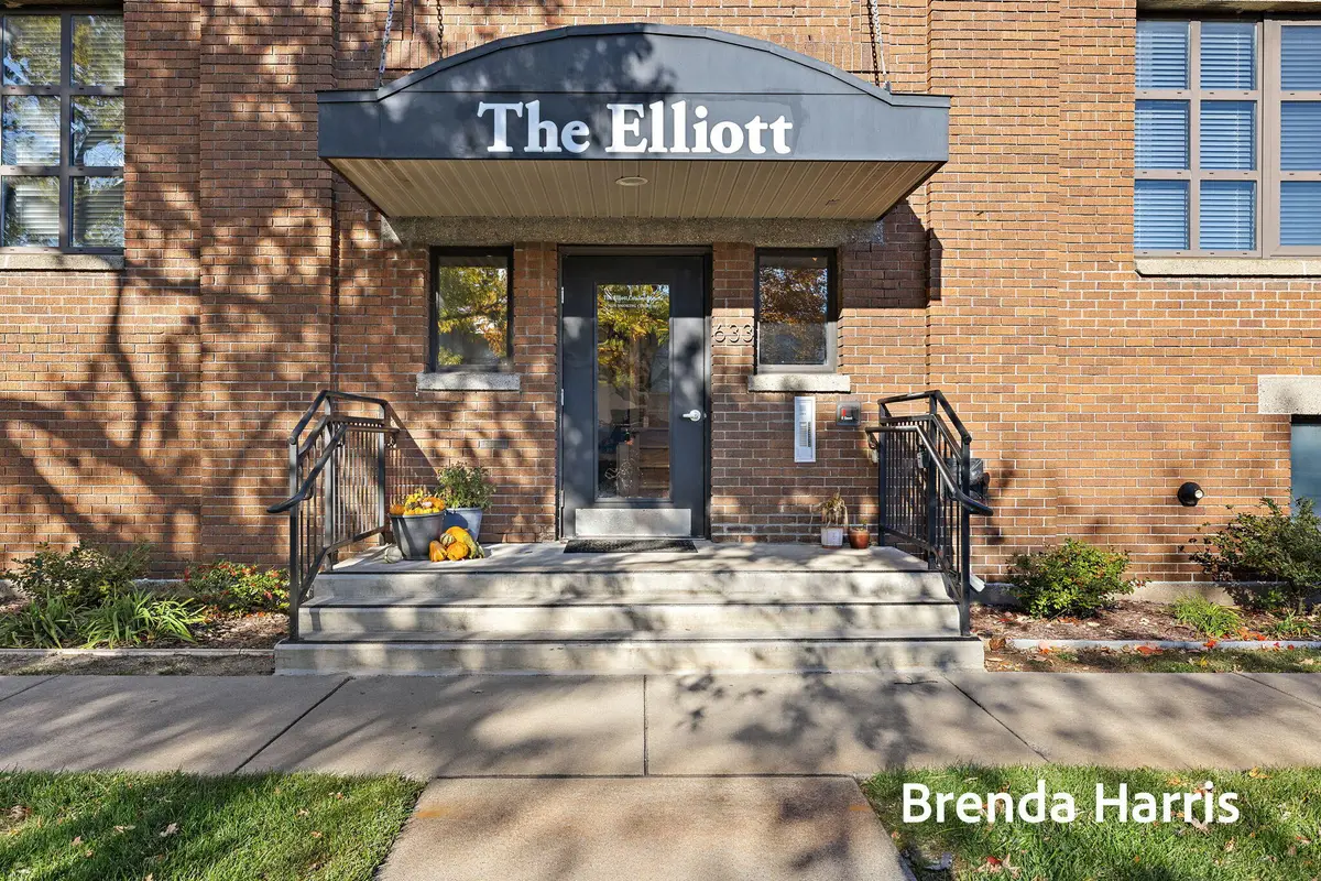 633 Elliott Avenue #12, Grand Haven, MI 49417 - #1