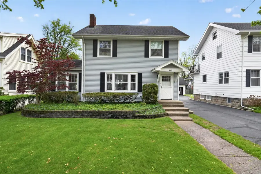 747 Crescent Road, Jackson, MI 49203 - #3