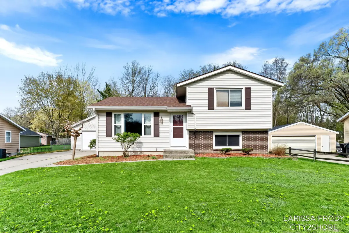 245 Helen Drive, Rockford, MI 49341 - #1