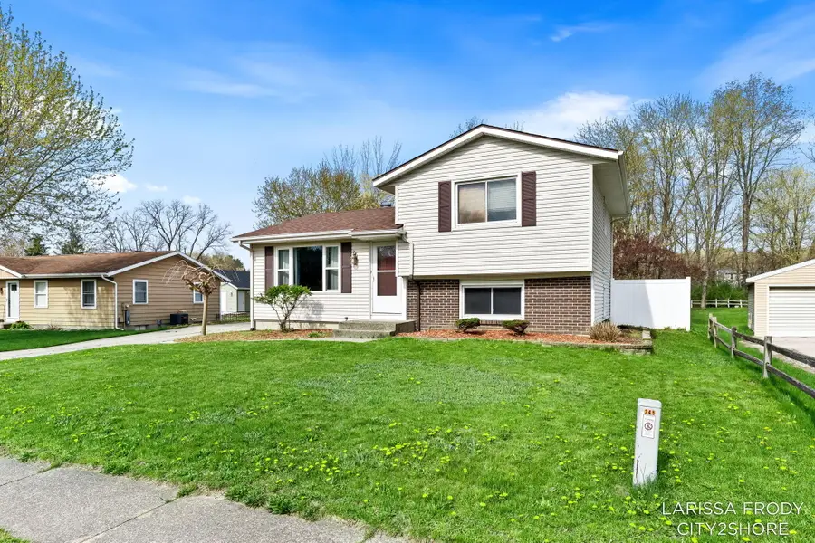 245 Helen Drive, Rockford, MI 49341 - #3