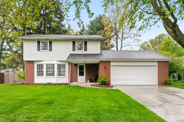 1027 Piccadilly Road, Kalamazoo, MI 49006