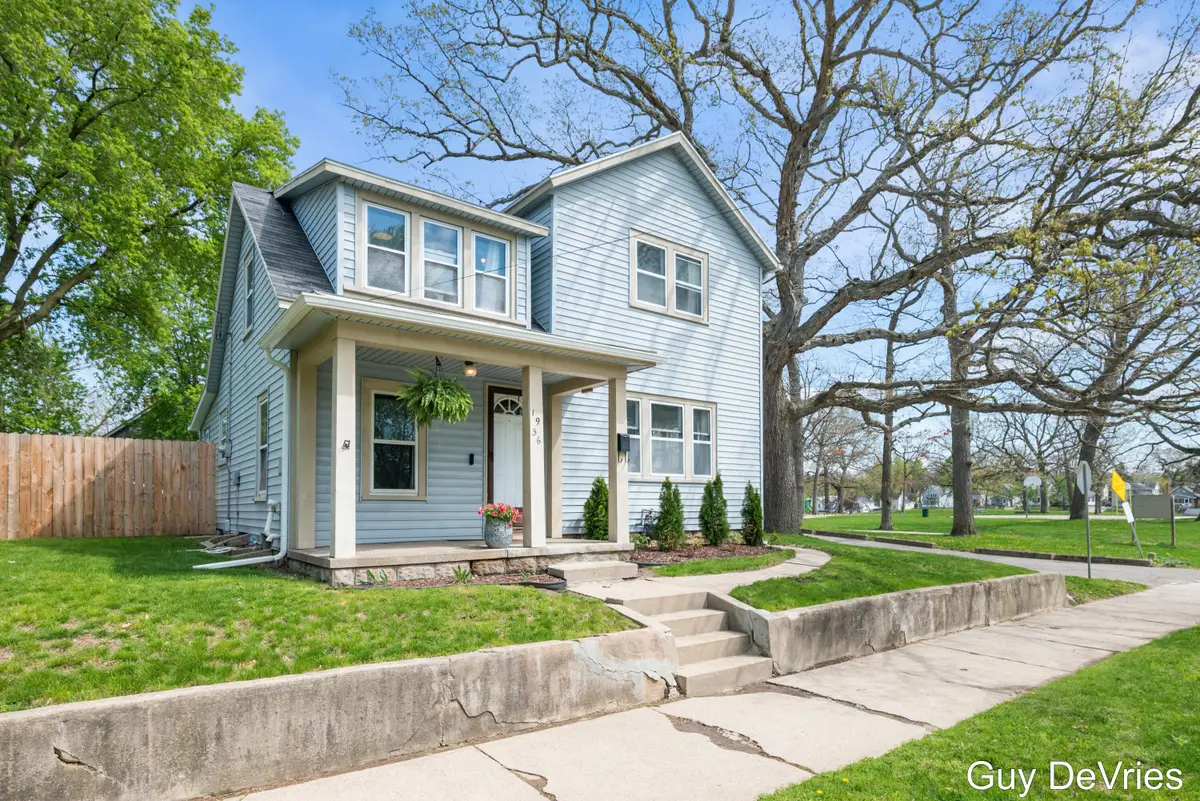 1936 Lafayette Avenue Ne, Grand Rapids, MI 49505 - #1