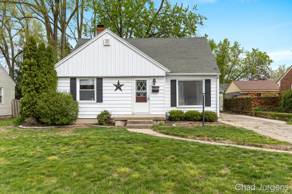 1011 Buckingham Street Sw, Wyoming, MI 49509 - #1