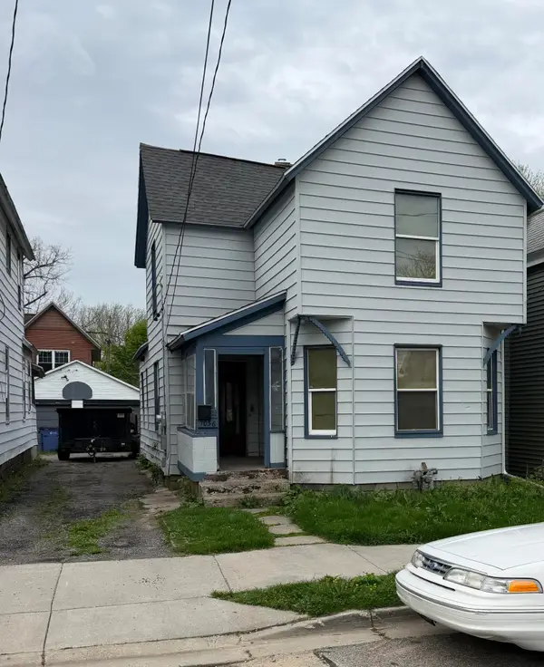 1036 Logan Street Se, Grand Rapids, MI 49506