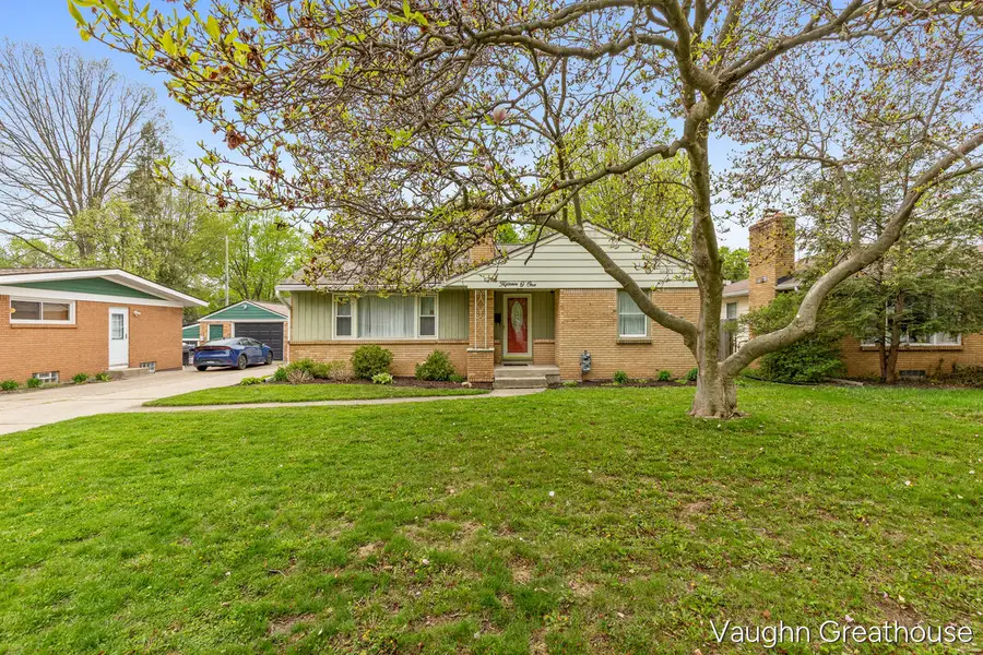 1501 Carlton Avenue Ne, Grand Rapids, MI 49505 - #3
