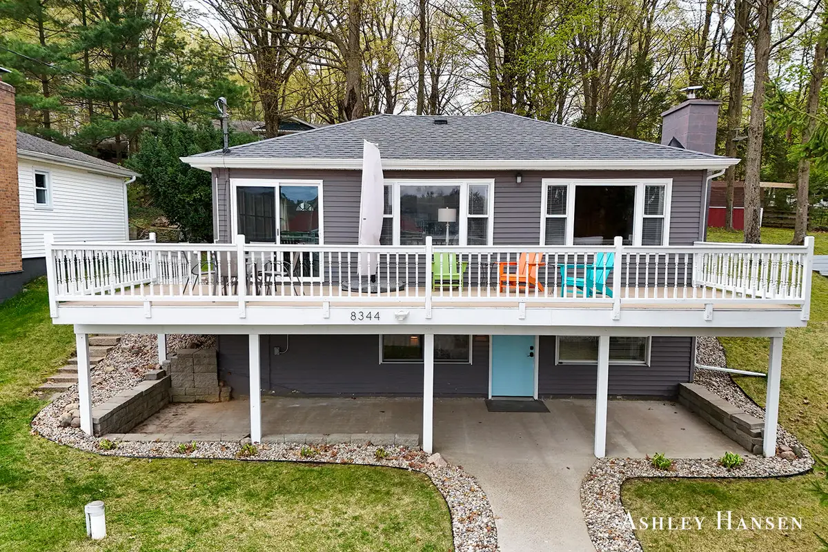 8344 Je-ne-be Drive Ne, Rockford, MI 49341 - #1