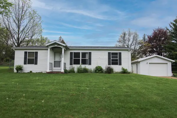11082 Elizabeth Drive, Three Rivers, MI 49093