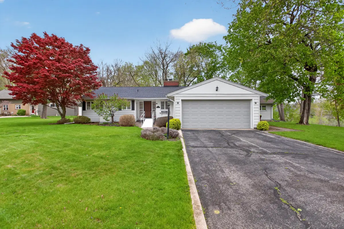 400 Outer Court, Tecumseh, MI 49286 - #1