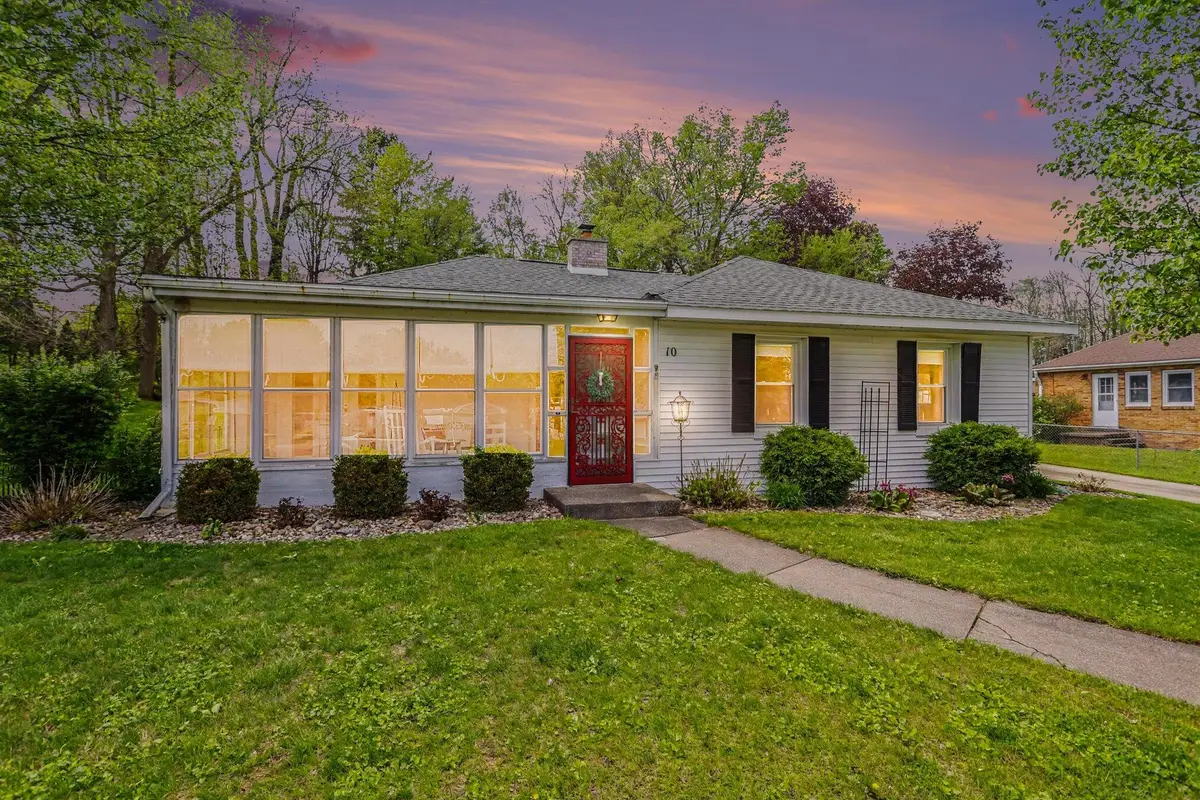 10 Grand Avenue, Niles, MI 49120 - #1