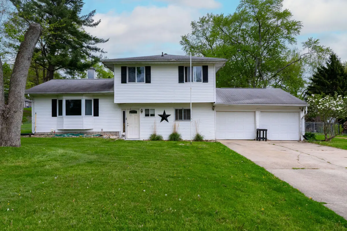 16271 Merson Court, Buchanan, MI 49107 - #1