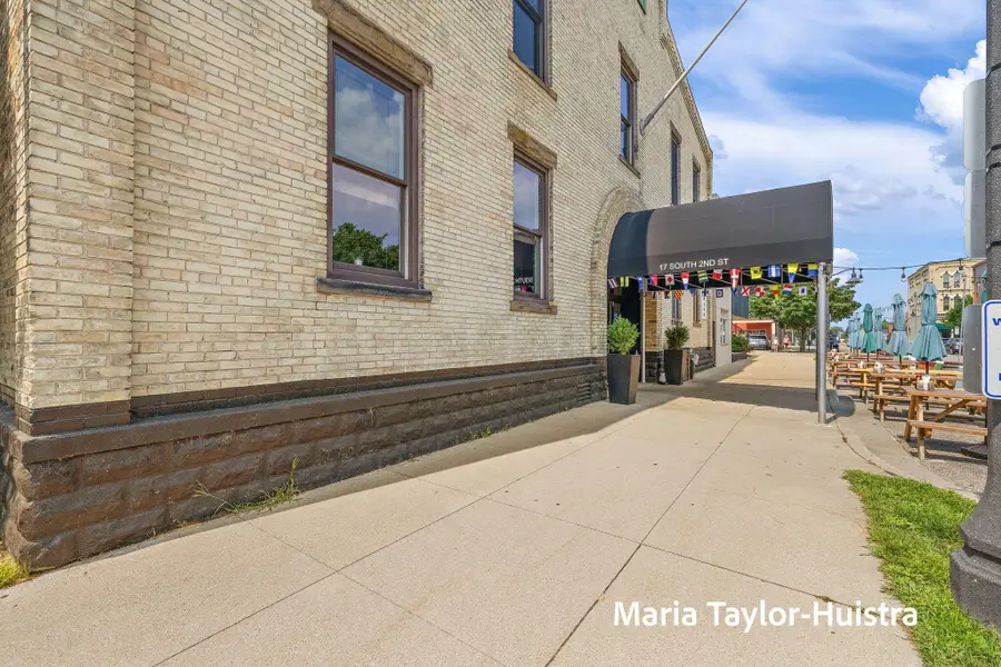 17 S 2nd Street #1, Grand Haven, MI 49417 - #2