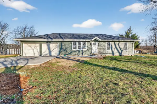 325 E Battle Creek Street, Galesburg, MI 49053