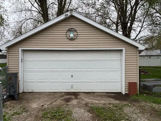 565 Riverside Avenue, Adrian, MI 49221 - #3