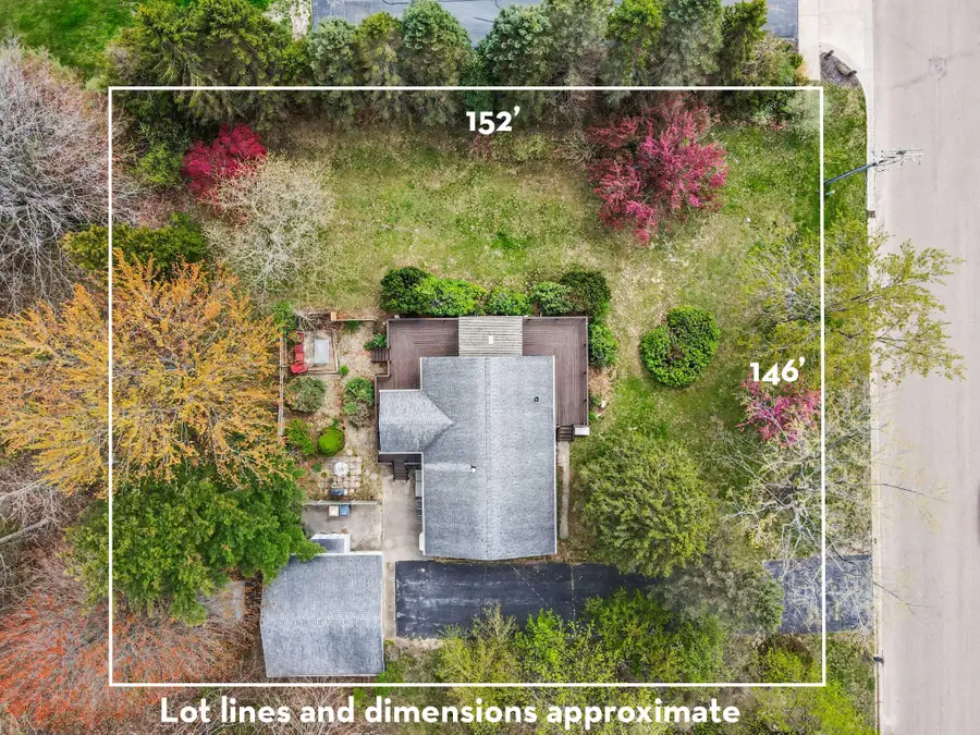 602 Kentucky Avenue, South Haven, MI 49090 - #2