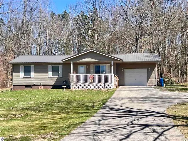 4795 John R Road, Cadillac, MI 49601 - #1