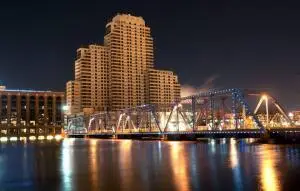 118 Campau Circle Nw #1704, Grand Rapids, MI 49503