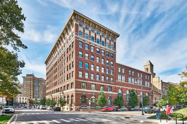 27 Library Street Ne #403, Grand Rapids, MI 49503