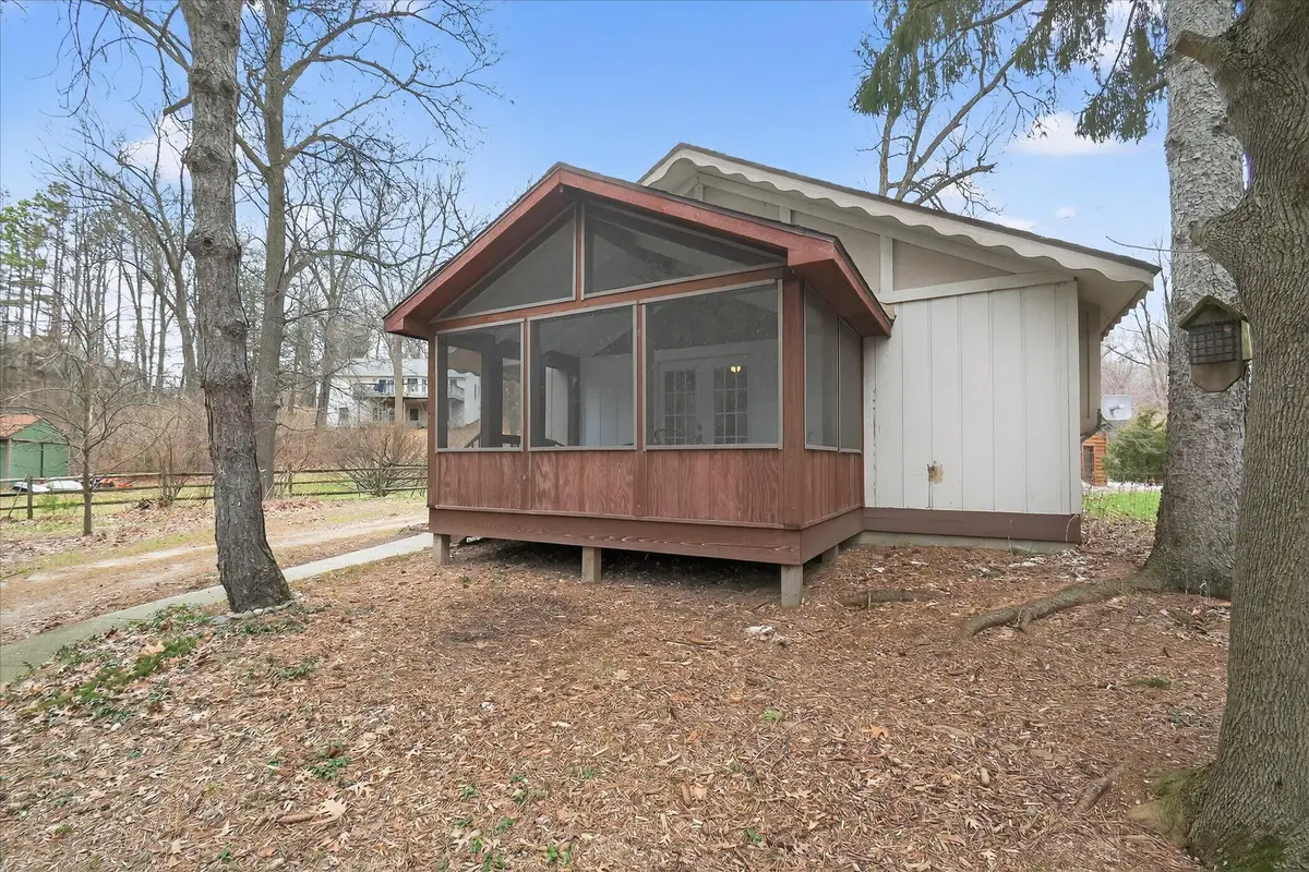 123 Kochs Bay, Grass Lake, MI 49240 - #1
