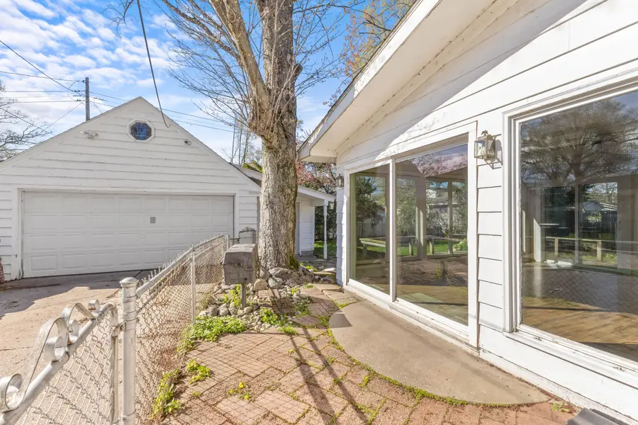 1630 Mills Avenue, Muskegon, MI 49445 - #3