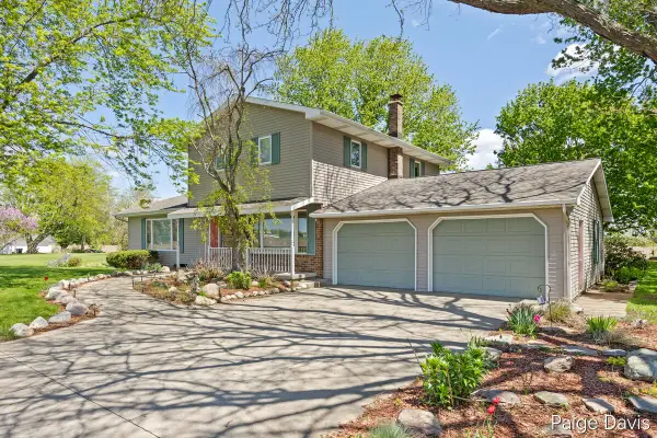 2097 10th Street, Martin, MI 49070
