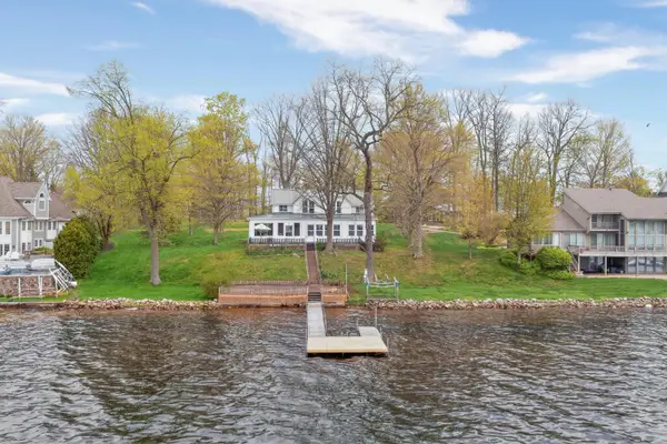 61305 Crooked Creek Road #House, Cassopolis, MI 49031