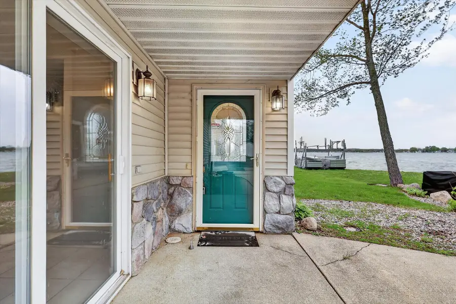 13117 Lakeshore Drive, Shelbyville, MI 49344 - #2