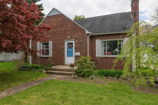 2022 Paddington Road, Kalamazoo, MI 49001