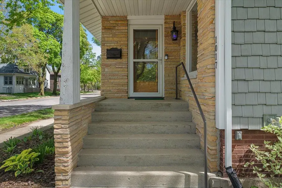 1017 Court Street, Saint Joseph, MI 49085 - #2