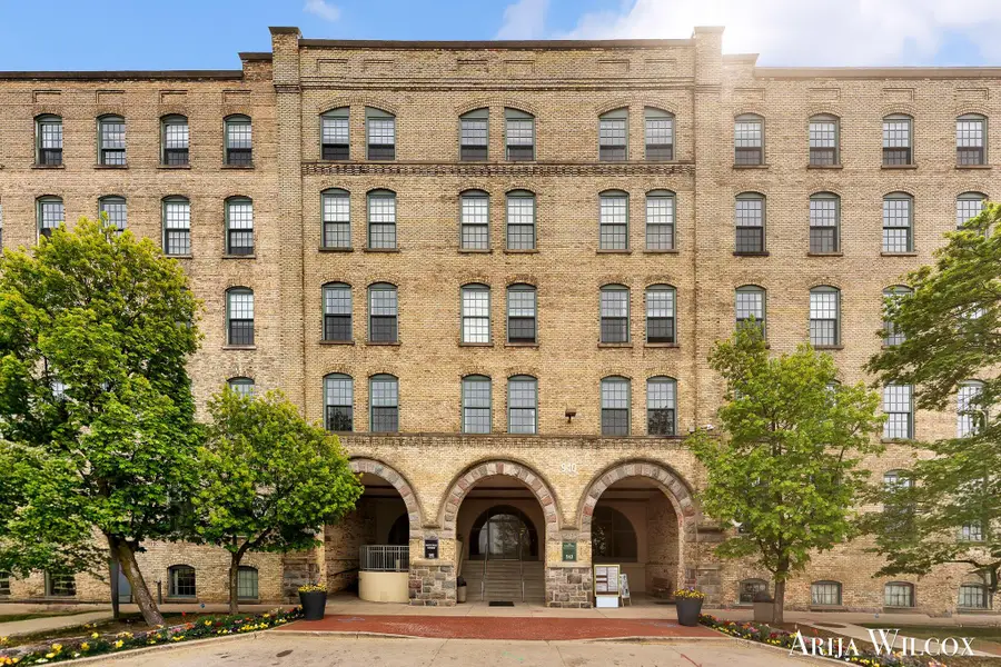 940 Monroe Avenue Nw #531, Grand Rapids, MI 49503 - #2