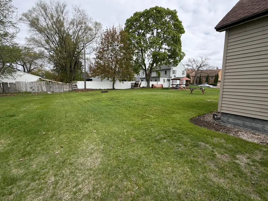 52 Iona Avenue, Muskegon, MI 49442 - #3