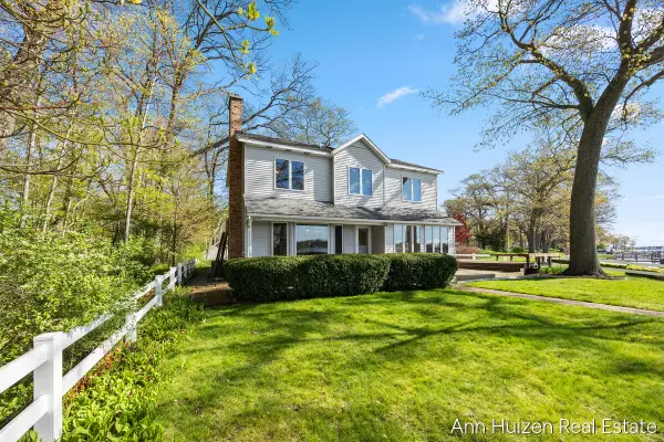 786 N Shore Drive, Holland, MI 49424
