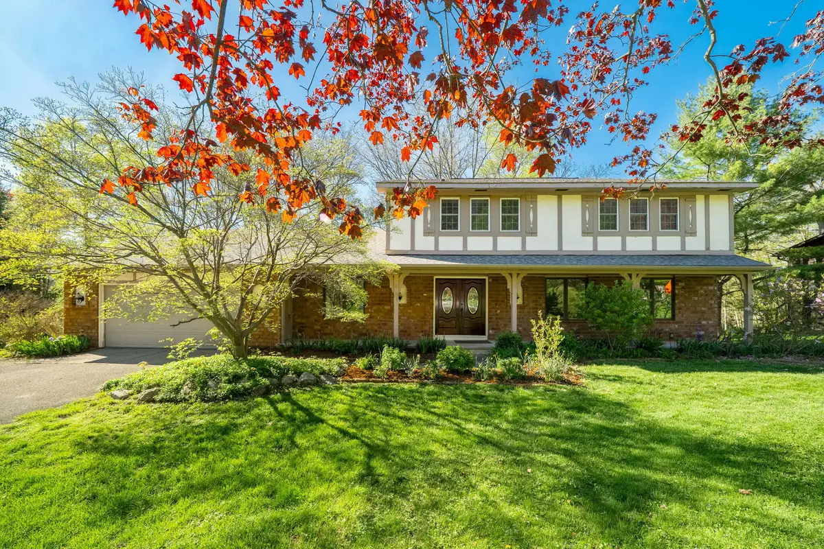 2551 Riveredge Drive Se, Grand Rapids, MI 49546 - #1