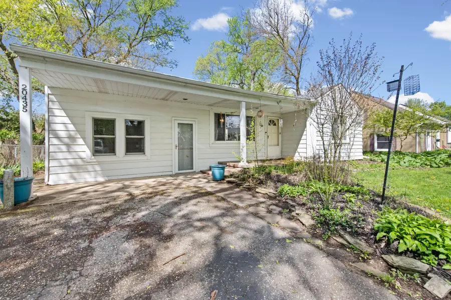 20435 Louise Street, Livonia, MI 48152 - #3