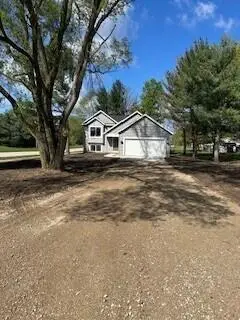 4144 18th Street, Dorr, MI 49323